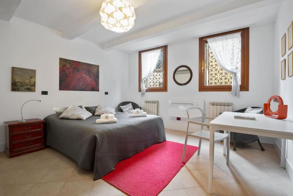 Riva Di Biasio&sestiere Santa Croce X4 *